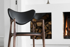 Truenorth-Designs_Salon_Chair_Fireplace_chess_cosy_Hygge_Design_Asger-Soelberg_01